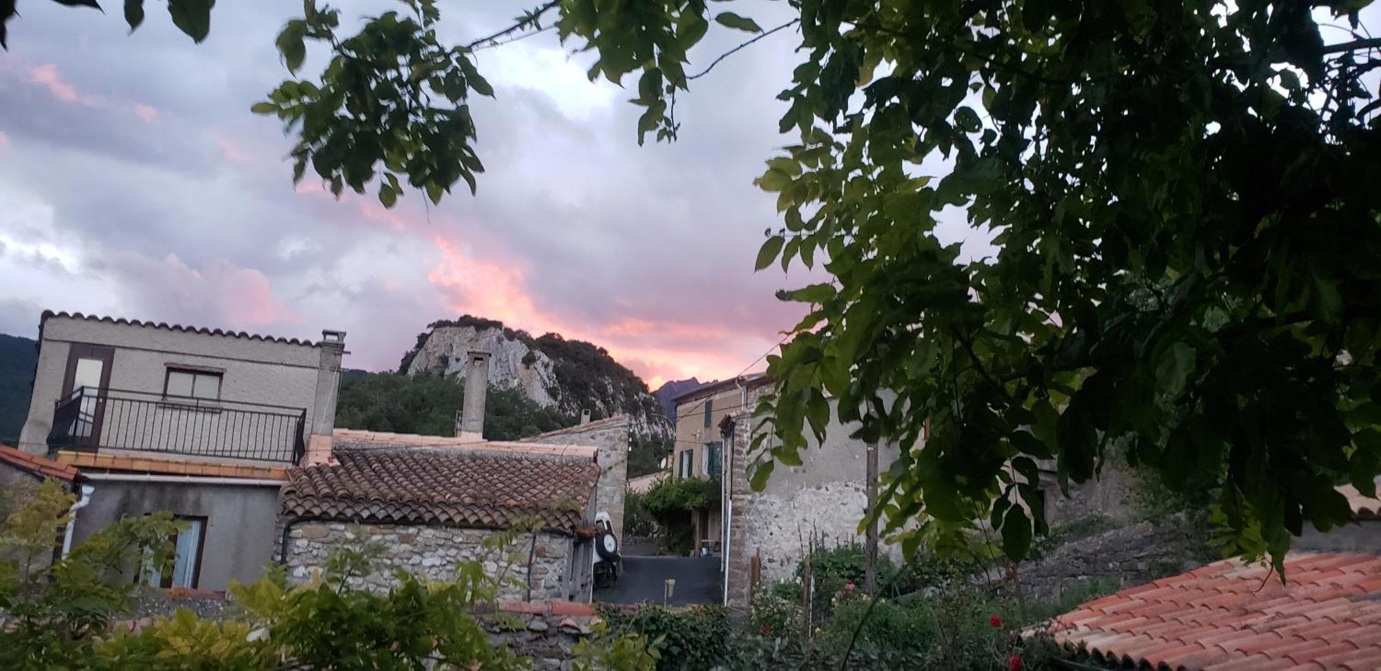 Le Chateau Camps-sur-l'Agly Εξωτερικό φωτογραφία